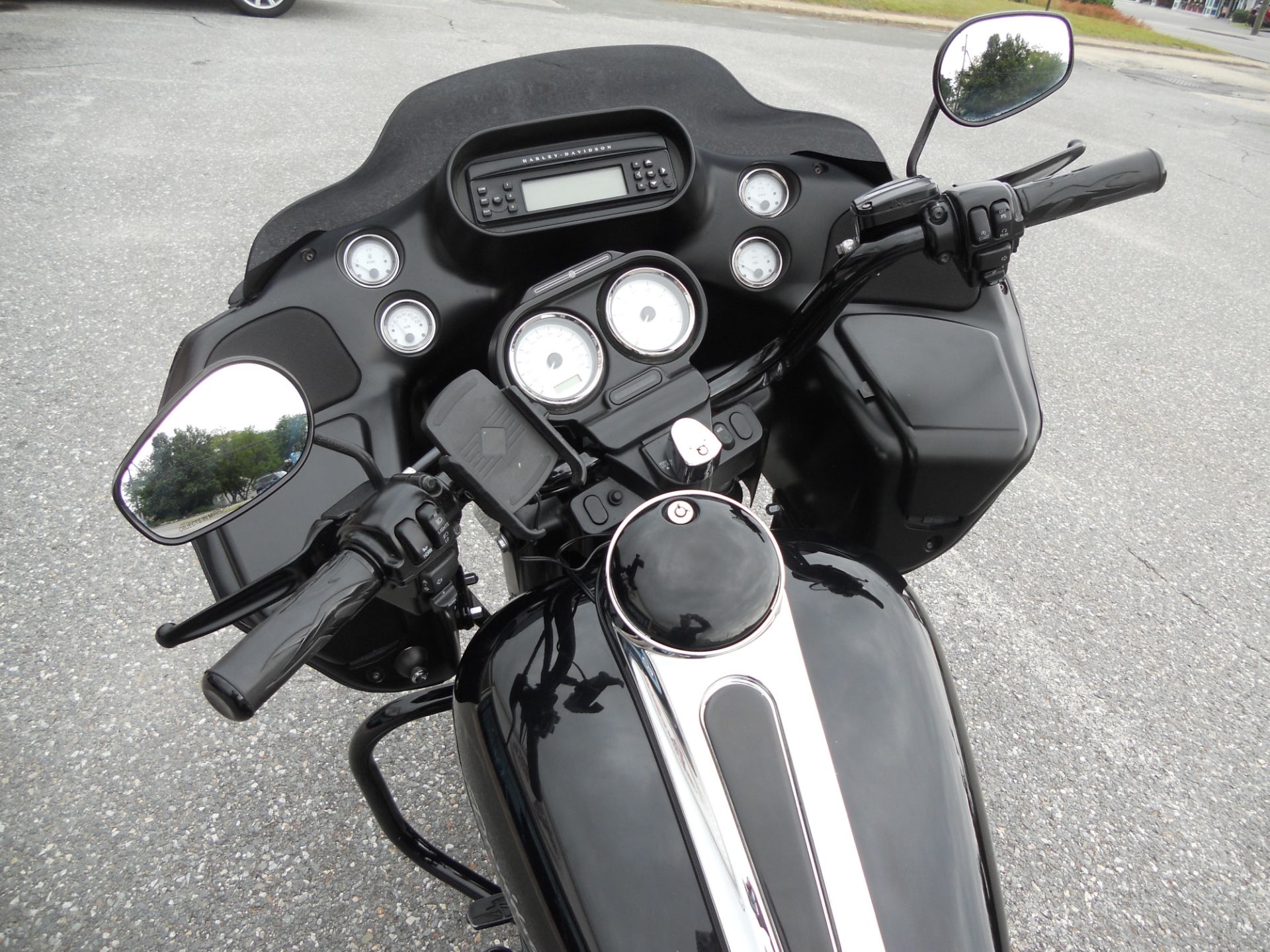 2013 Harley-Davidson Road Glide® Custom in Derry, New Hampshire - Photo 8
