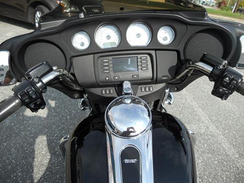 2014 Harley-Davidson Street Glide® in Derry, New Hampshire - Photo 7