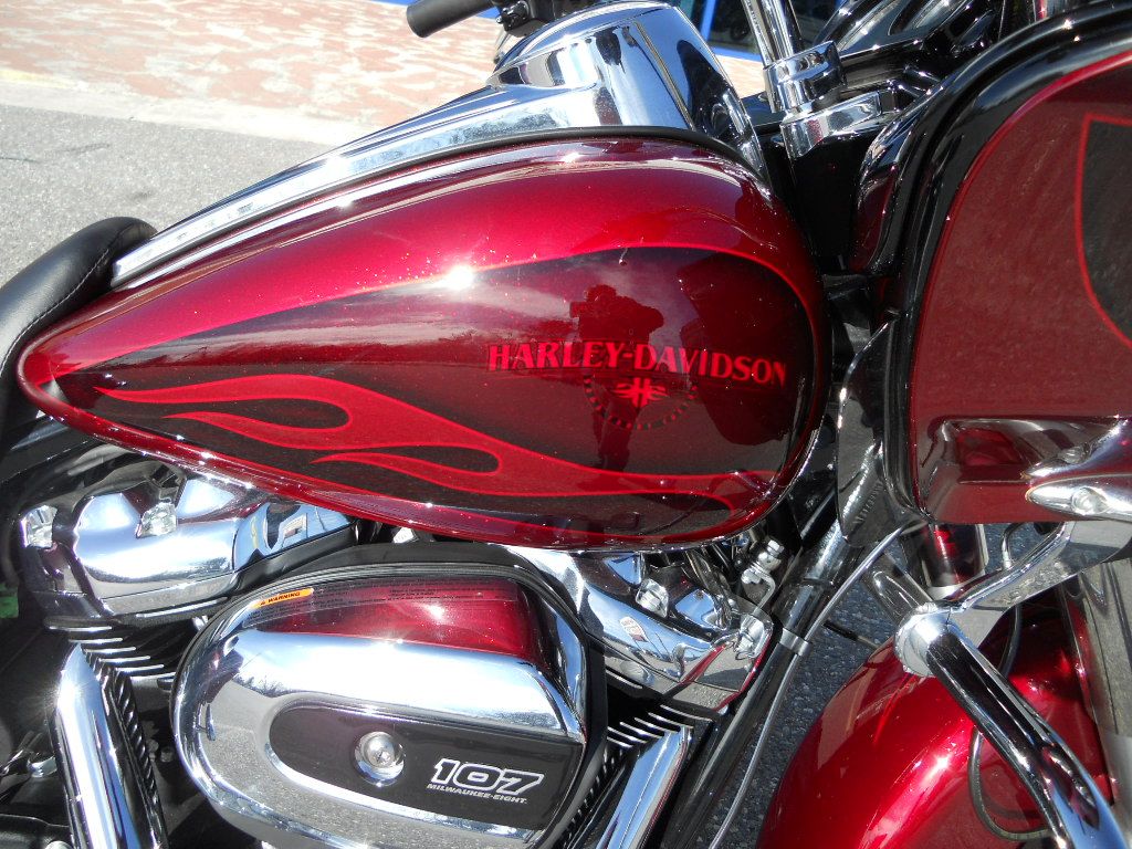 2017 Harley-Davidson Road Glide® Special in Derry, New Hampshire - Photo 3