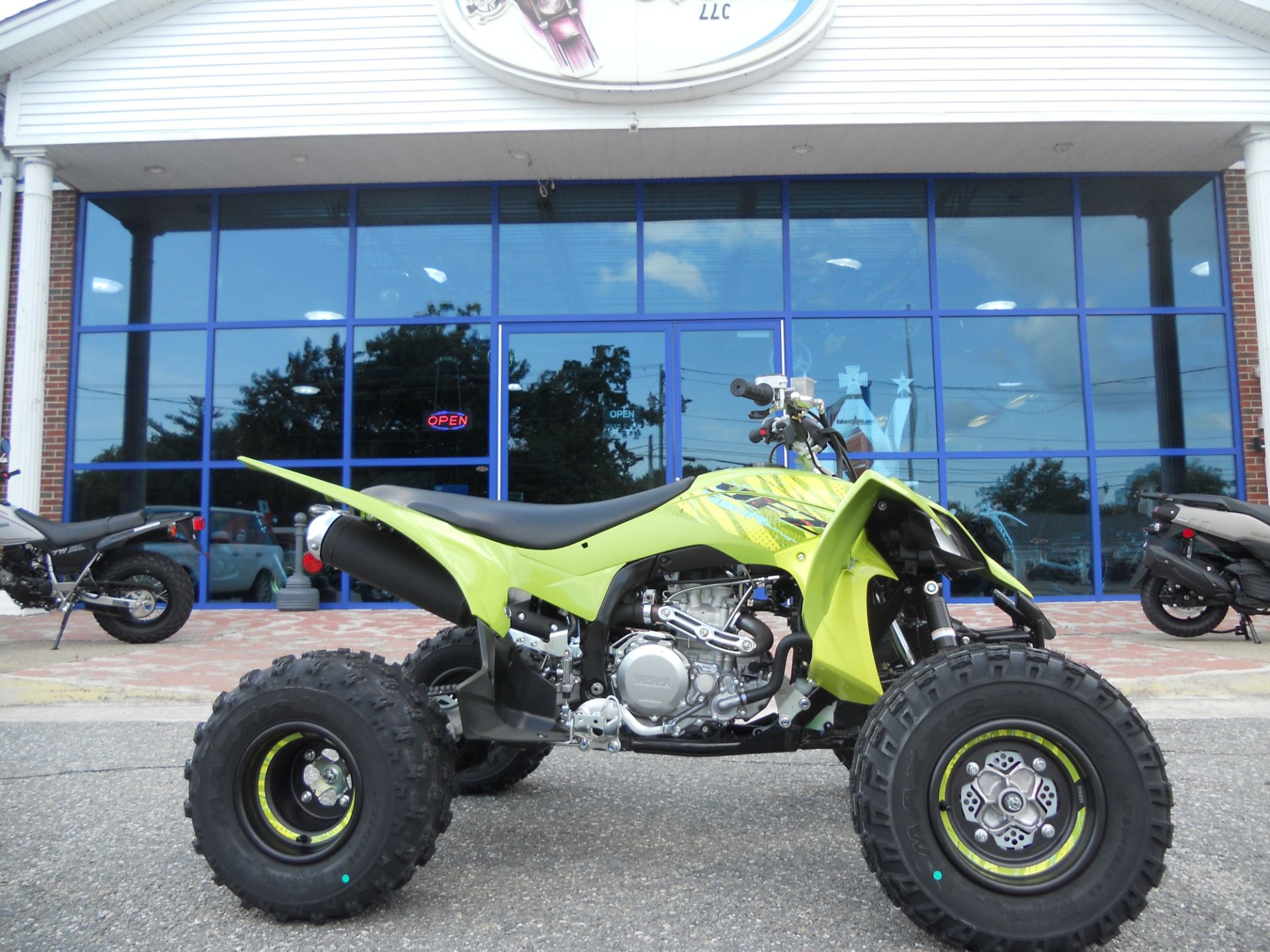 2025 Yamaha YFZ450R SE in Derry, New Hampshire - Photo 1