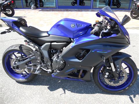 2022 Yamaha YZF-R7 in Derry, New Hampshire - Photo 2