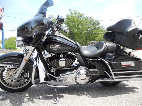 2013 Harley-Davidson Ultra Classic® Electra Glide® in Derry, New Hampshire - Photo 8