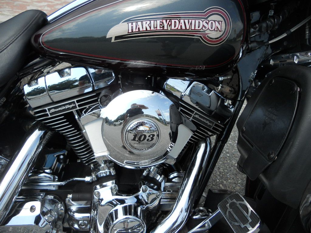 2005 Harley-Davidson FLHTC/FLHTCI Electra Glide® Classic in Derry, New Hampshire - Photo 3