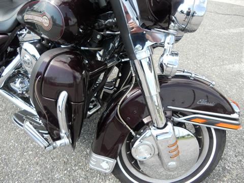 2005 Harley-Davidson FLHTC/FLHTCI Electra Glide® Classic in Derry, New Hampshire - Photo 4