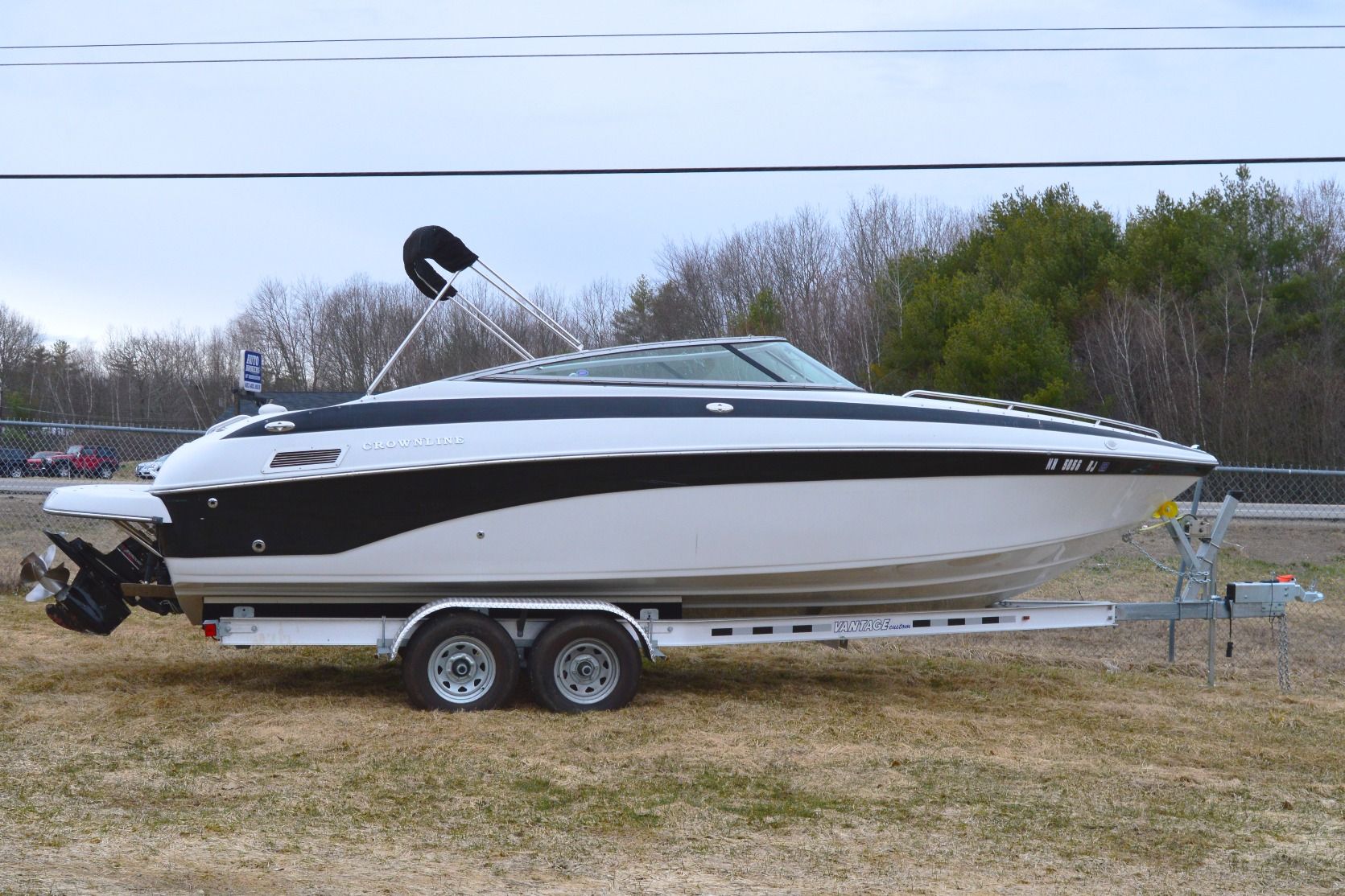 2004 Crownline 270 BR in Barrington, New Hampshire - Photo 1