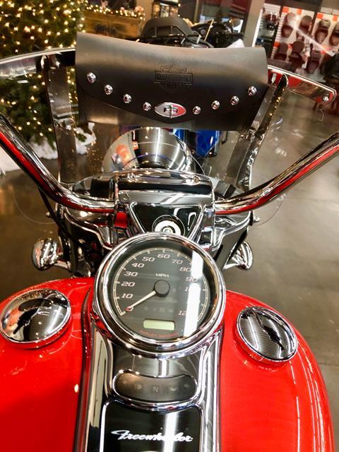 2017 Harley-Davidson Freewheeler in Upper Sandusky, Ohio - Photo 6