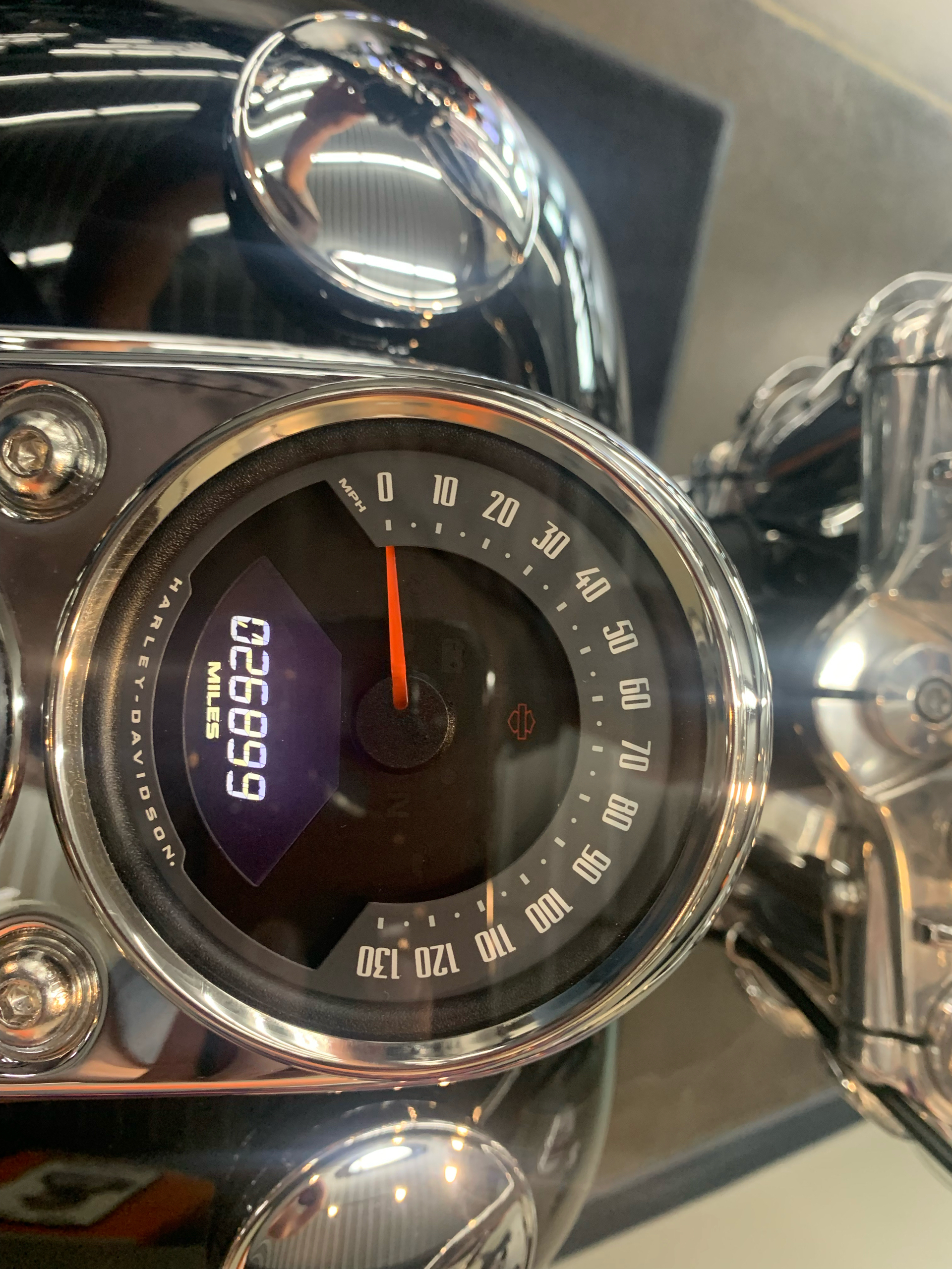 2018 Harley-Davidson Low Rider® 107 in Upper Sandusky, Ohio - Photo 5