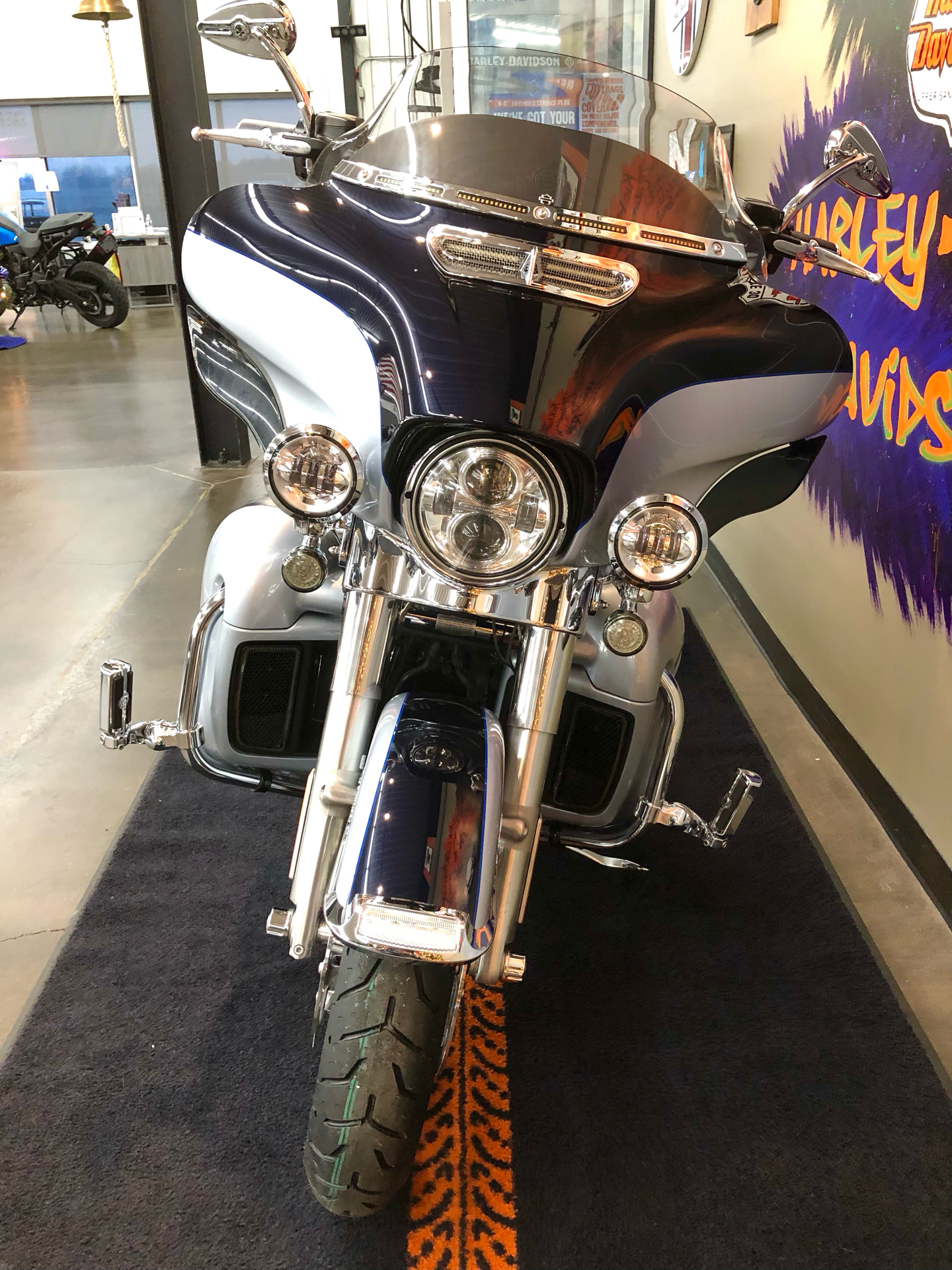 2019 Harley-Davidson Electra Glide® Ultra Classic® in Upper Sandusky, Ohio - Photo 2