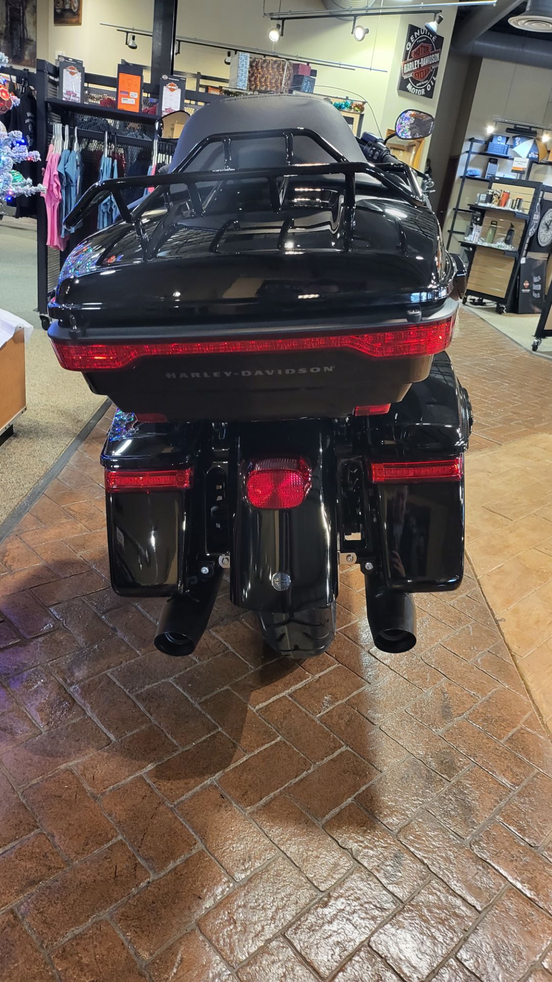 2022 Harley-Davidson Road Glide® Limited in Rock Falls, Illinois - Photo 3
