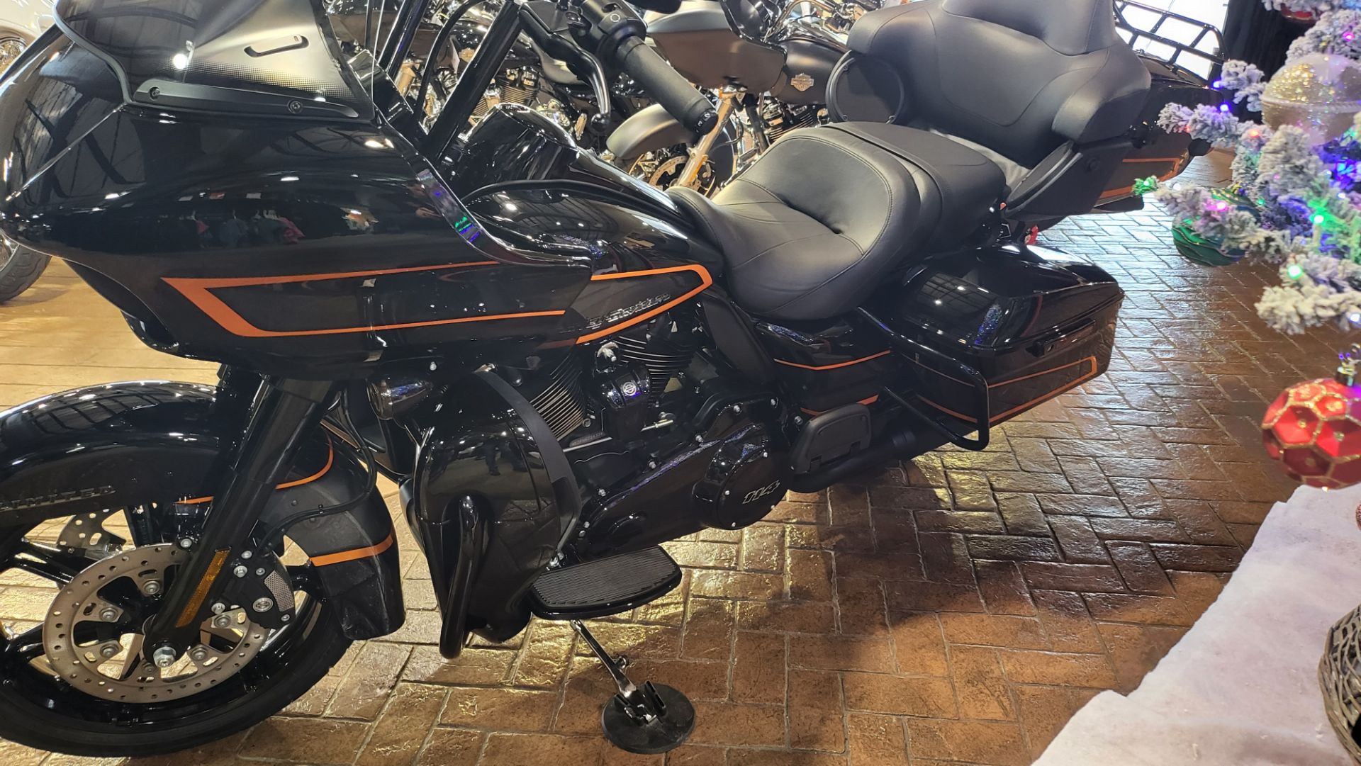 2022 Harley-Davidson Road Glide® Limited in Rock Falls, Illinois - Photo 5