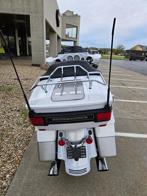 2009 Harley-Davidson Ultra Classic® Electra Glide® in Rock Falls, Illinois - Photo 2