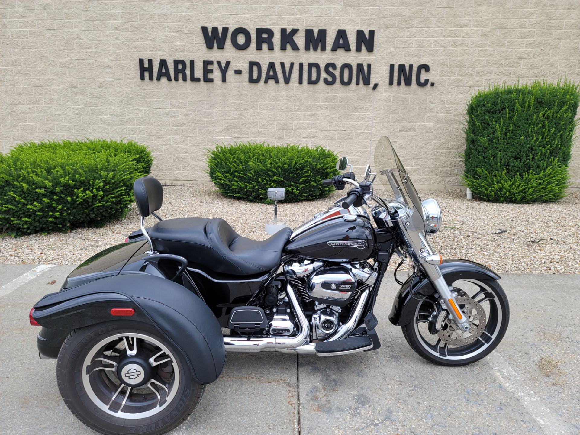 Used 2017 Harley Davidson Freewheeler Black Quartz Trikes In Rock Falls Il U860444