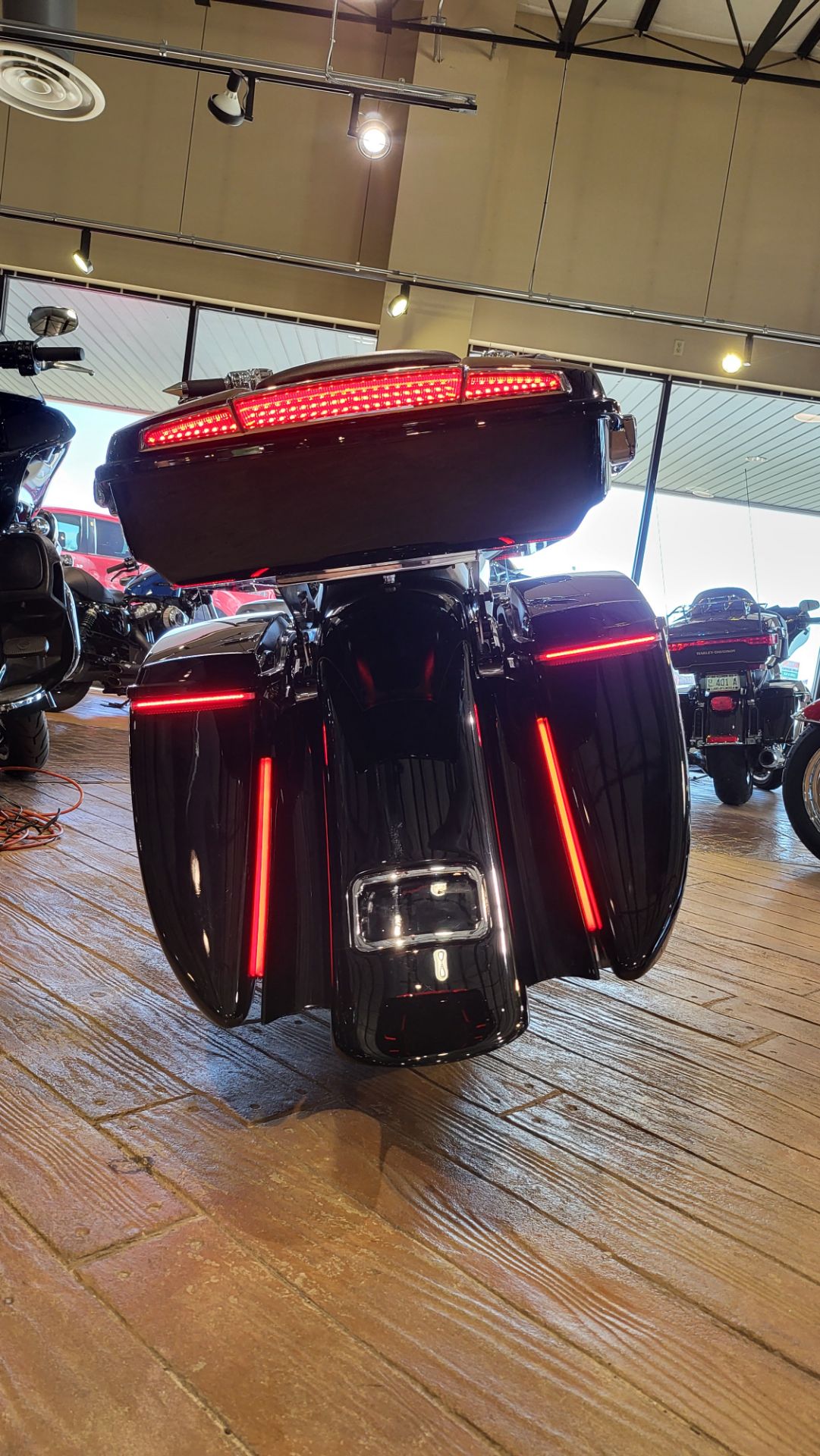 2020 Harley-Davidson Street Glide® in Rock Falls, Illinois - Photo 9