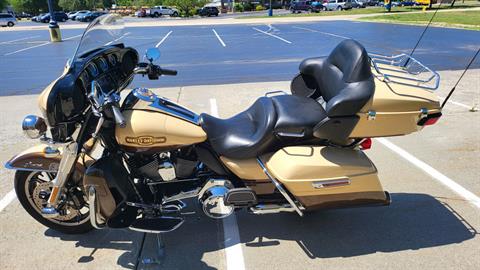 2014 Harley-Davidson Electra Glide® Ultra Classic® in Rock Falls, Illinois - Photo 3