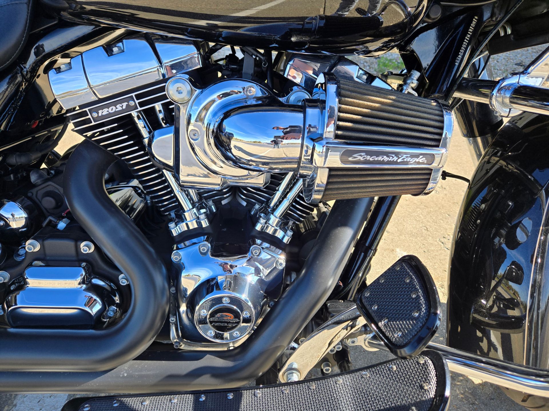 2016 Harley-Davidson Road Glide® Special in Rock Falls, Illinois - Photo 6