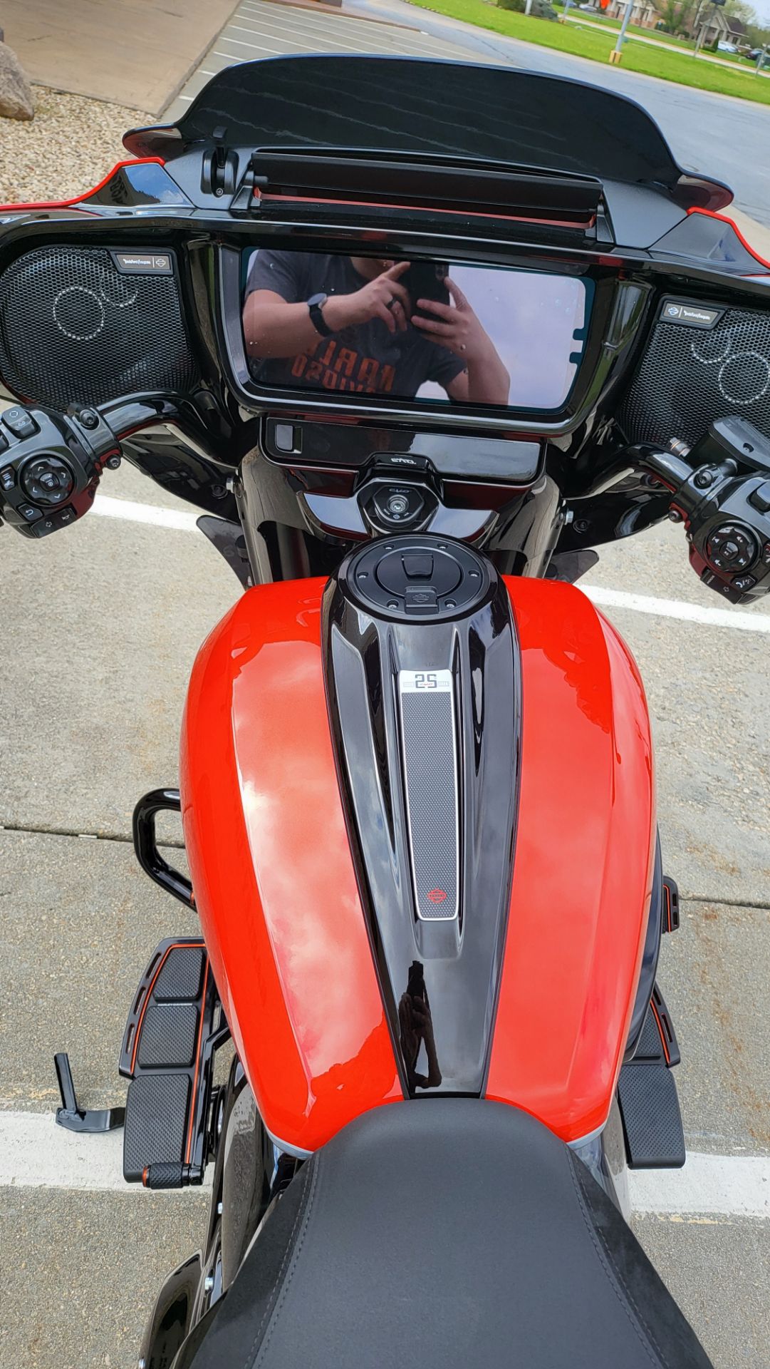 2024 Harley-Davidson CVO™ Street Glide® in Rock Falls, Illinois - Photo 3