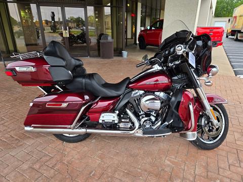 2016 Harley-Davidson Electra Glide® Ultra Classic® in Rock Falls, Illinois