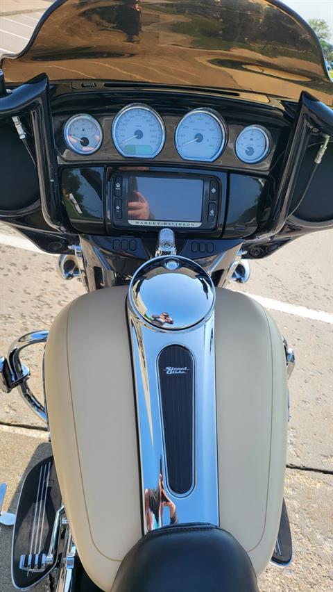 2014 Harley-Davidson Street Glide® Special in Rock Falls, Illinois - Photo 3