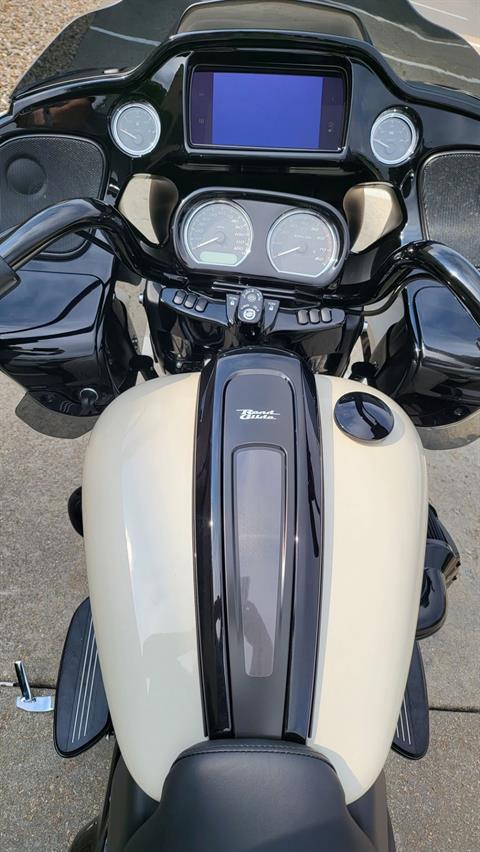 2023 Harley-Davidson Road Glide® ST in Rock Falls, Illinois - Photo 3