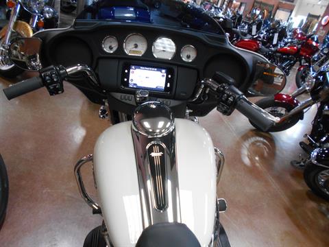 2022 Harley-Davidson Street Glide® in Mauston, Wisconsin - Photo 7