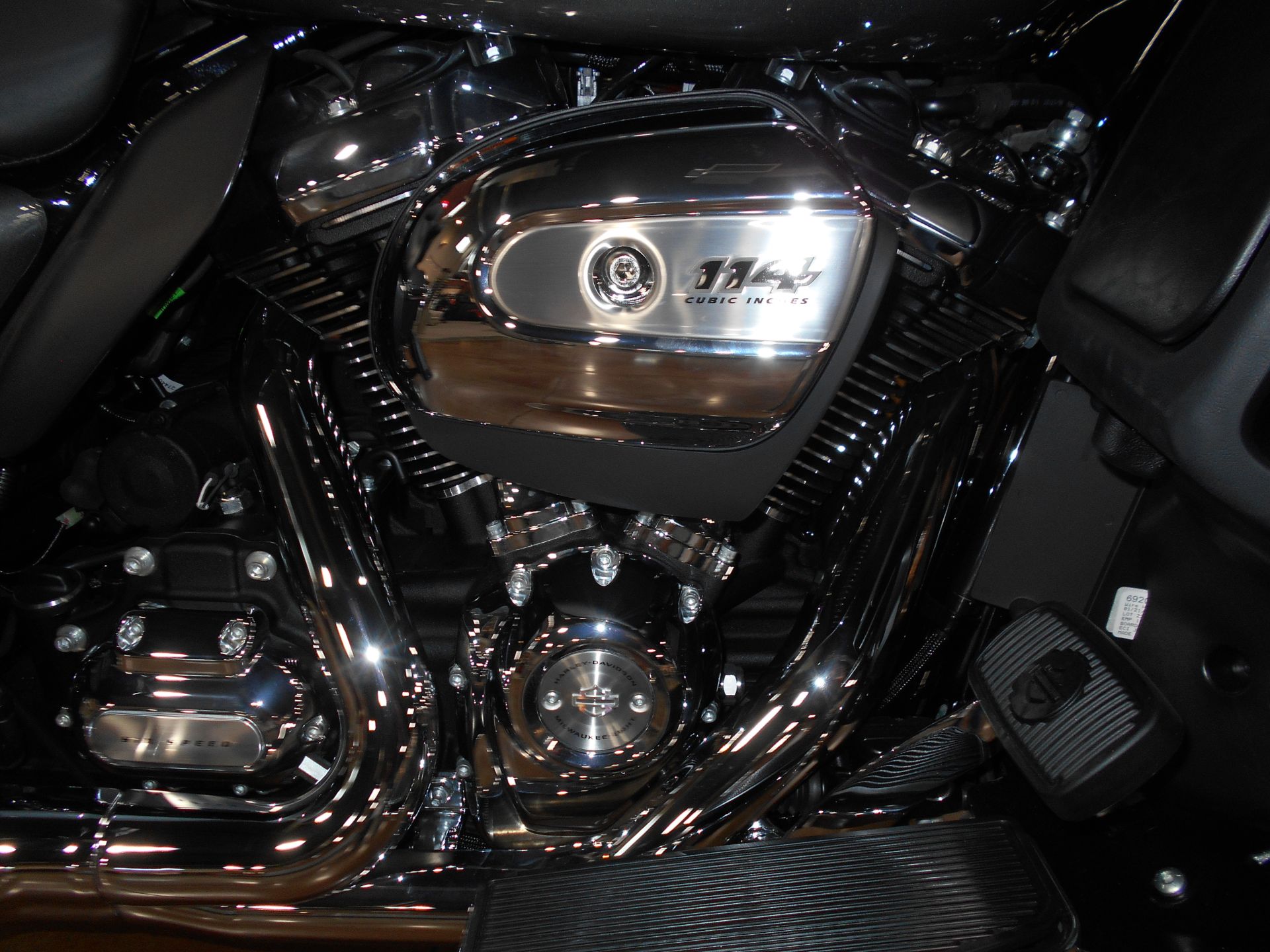 2022 Harley-Davidson Ultra Limited in Mauston, Wisconsin - Photo 5
