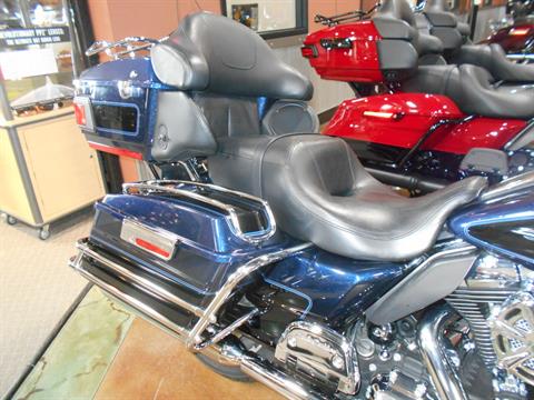 2012 Harley-Davidson Ultra Classic® Electra Glide® in Mauston, Wisconsin - Photo 6