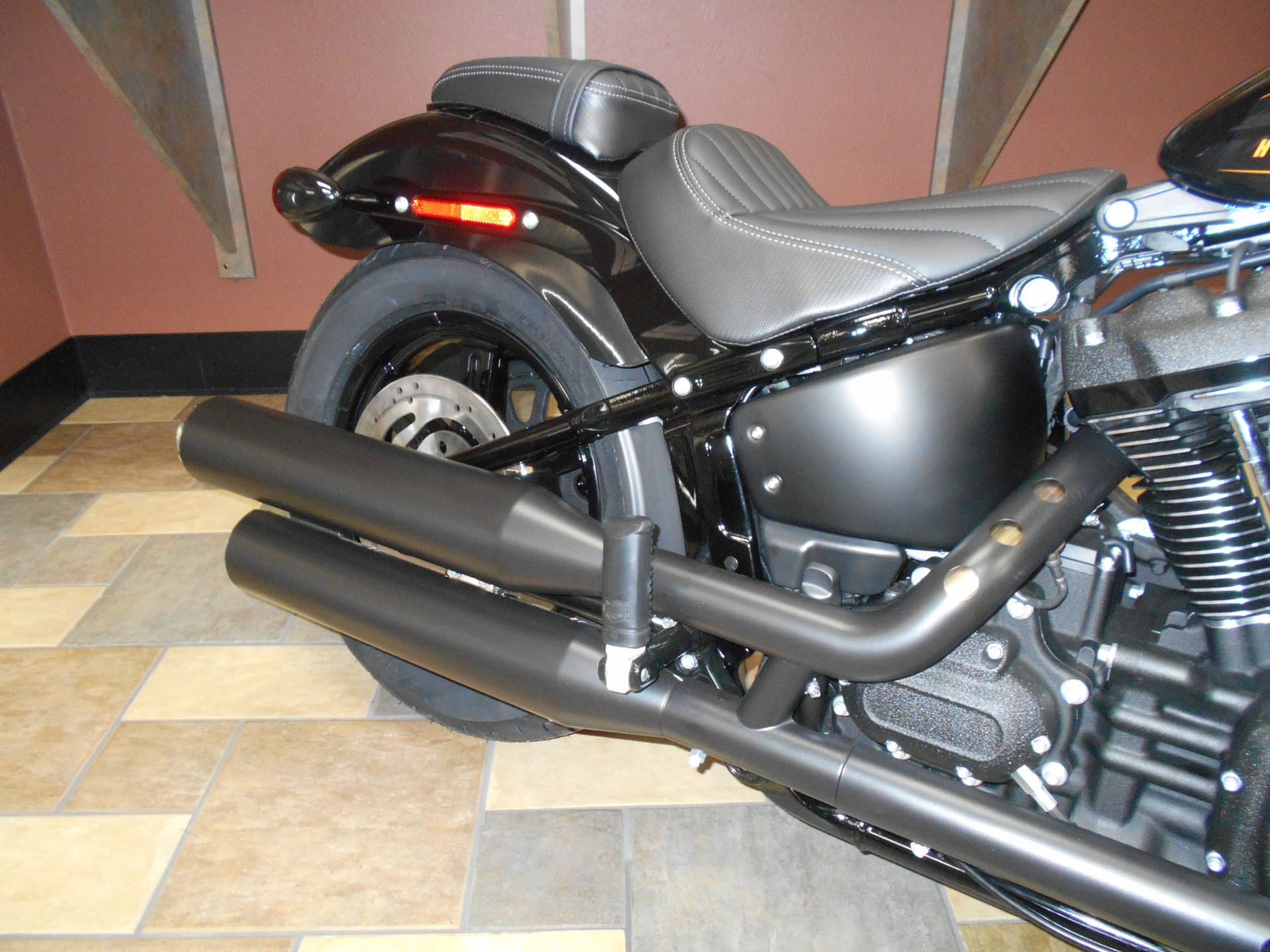 2023 Harley-Davidson Street Bob® 114 in Mauston, Wisconsin - Photo 6