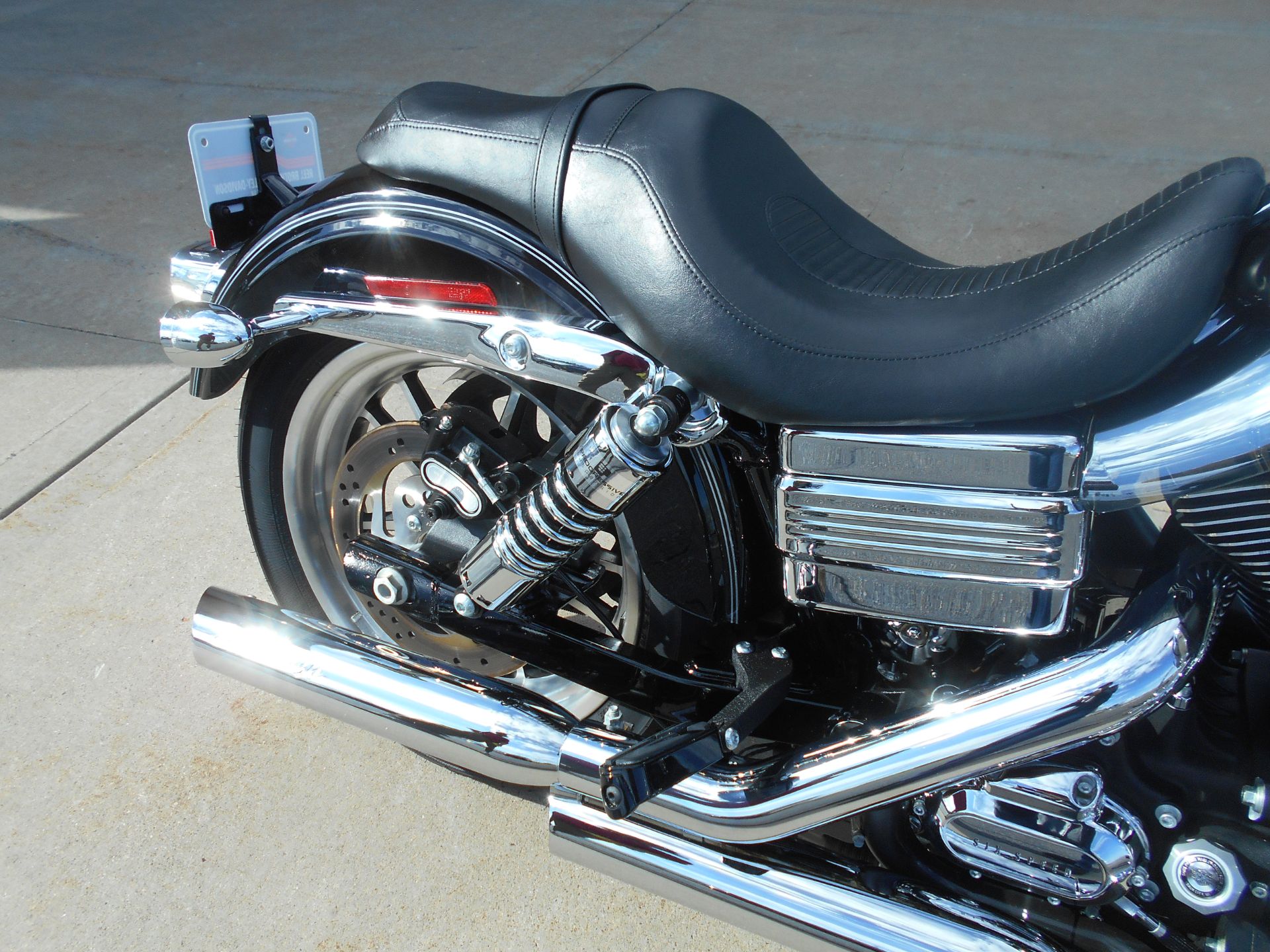 2009 Harley-Davidson Dyna® Low Rider® in Mauston, Wisconsin - Photo 6