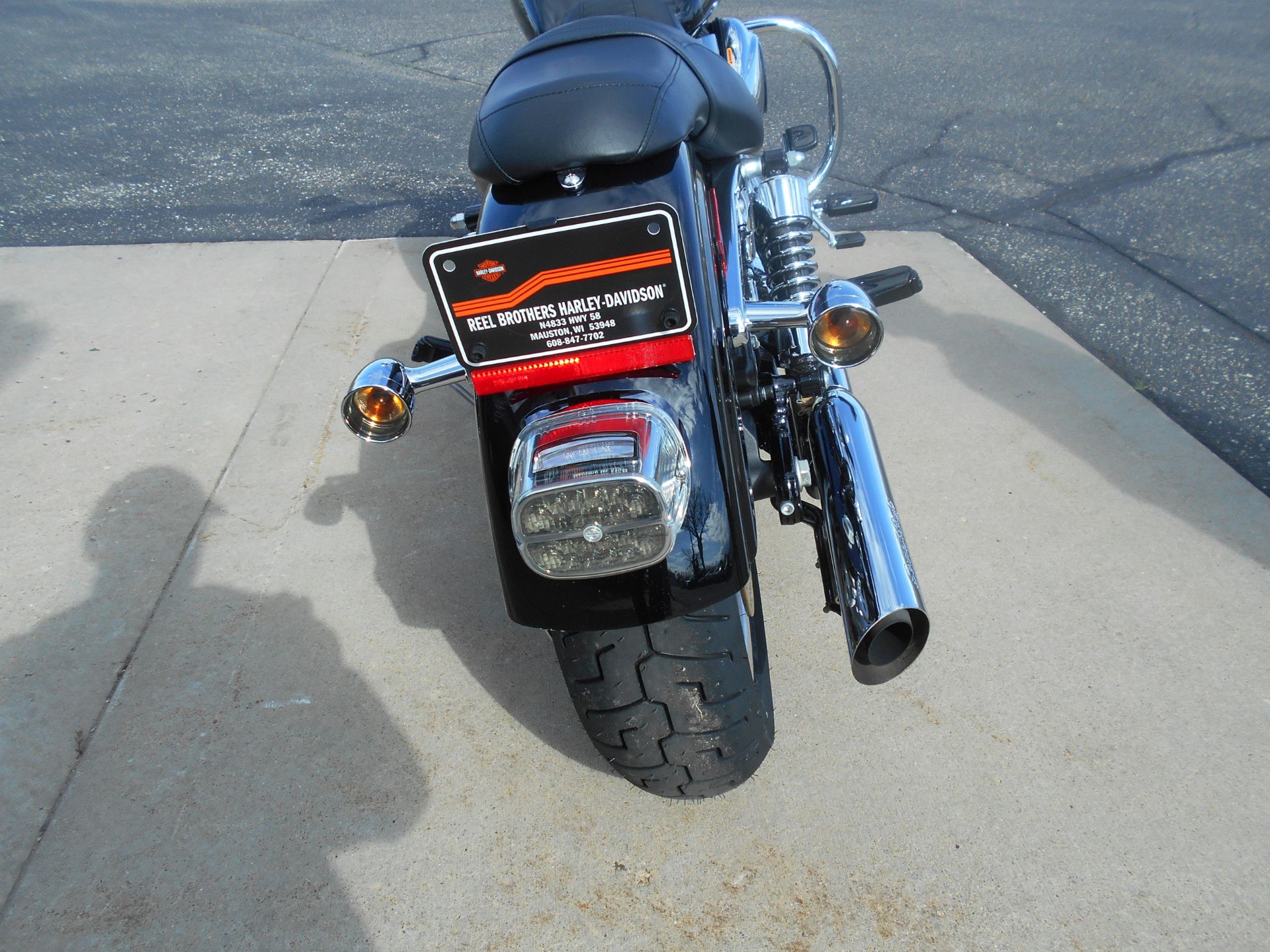 2009 Harley-Davidson Dyna® Low Rider® in Mauston, Wisconsin - Photo 7