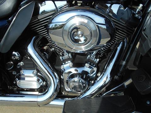2013 Harley-Davidson Ultra Classic® Electra Glide® in Mauston, Wisconsin - Photo 5