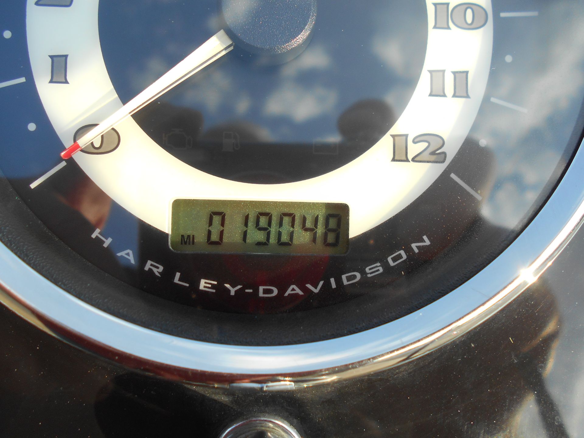 2010 Harley-Davidson Softail® Deluxe in Mauston, Wisconsin - Photo 9