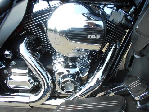 2015 Harley-Davidson Street Glide® Special in Mauston, Wisconsin - Photo 5