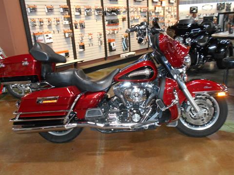 2006 Harley-Davidson Electra Glide® Classic in Mauston, Wisconsin - Photo 1