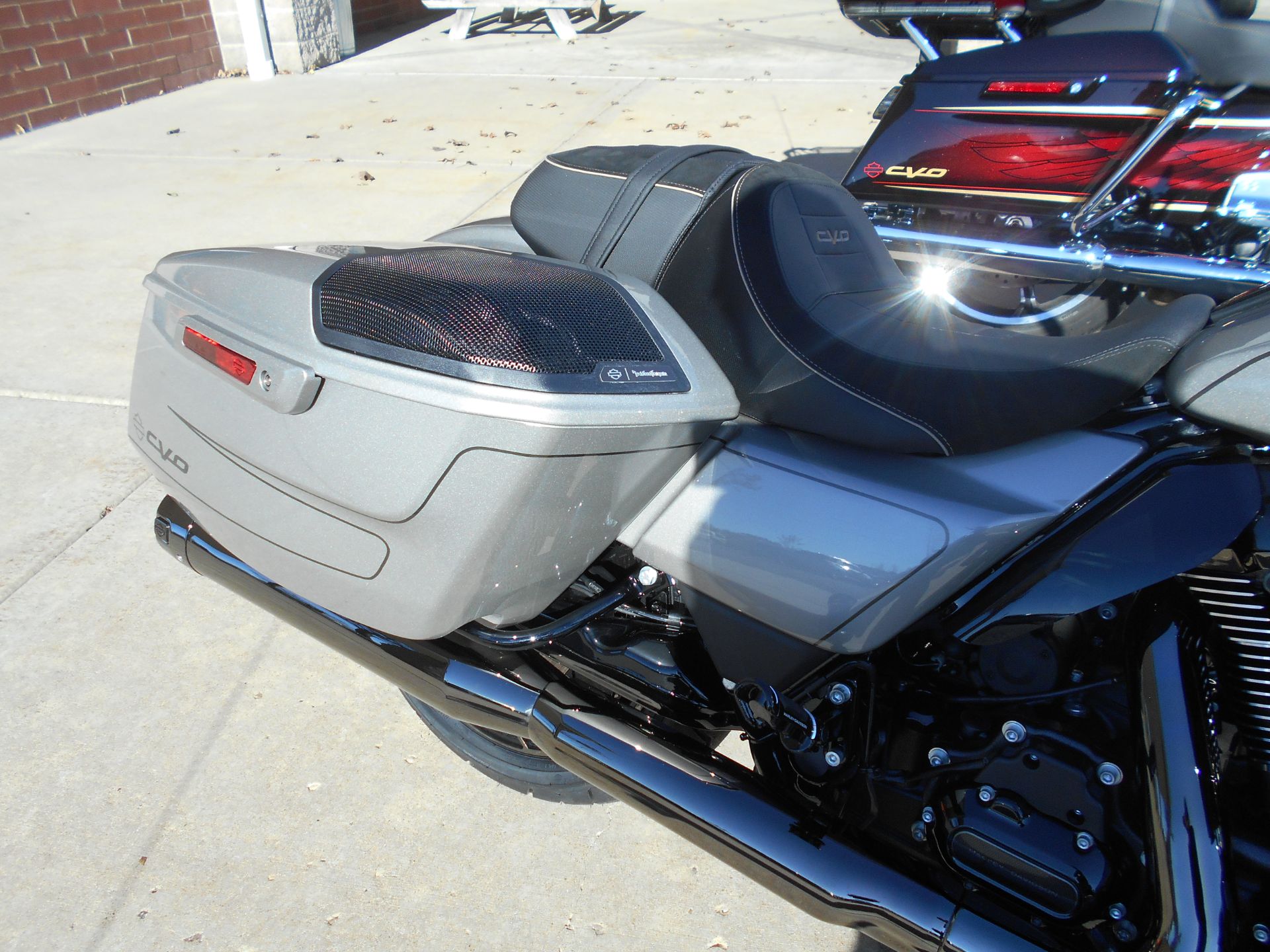 2023 Harley-Davidson CVO™ Road Glide® in Mauston, Wisconsin - Photo 6