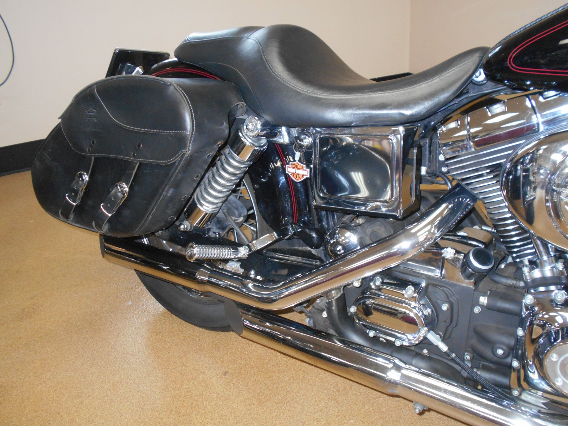 2001 Harley-Davidson FXDL  Dyna Low Rider® in Mauston, Wisconsin - Photo 7