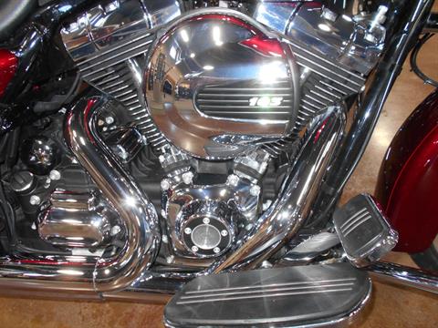 2016 Harley-Davidson Street Glide® Special in Mauston, Wisconsin - Photo 5