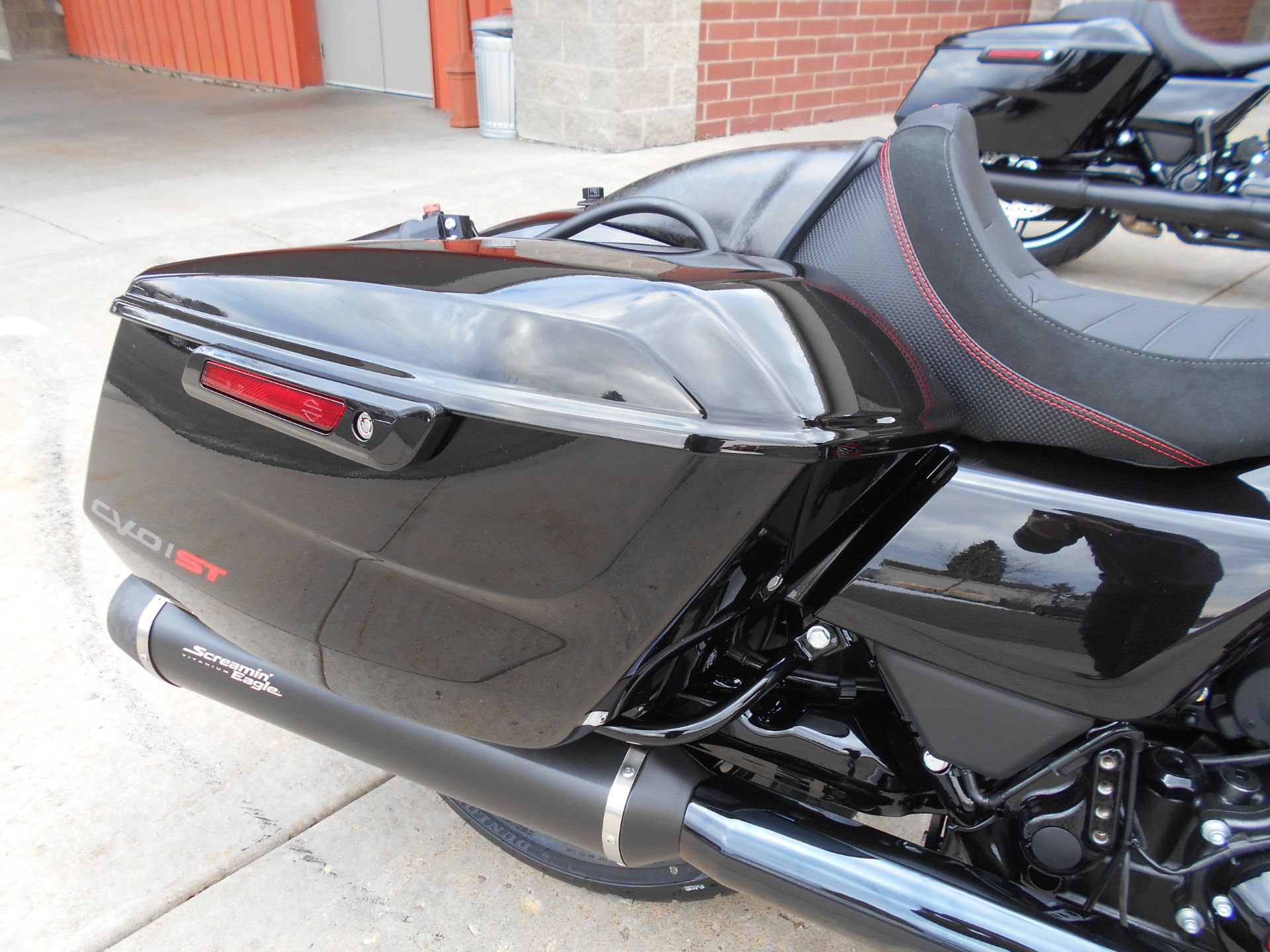 2024 Harley-Davidson CVO™ Road Glide® ST in Mauston, Wisconsin - Photo 6