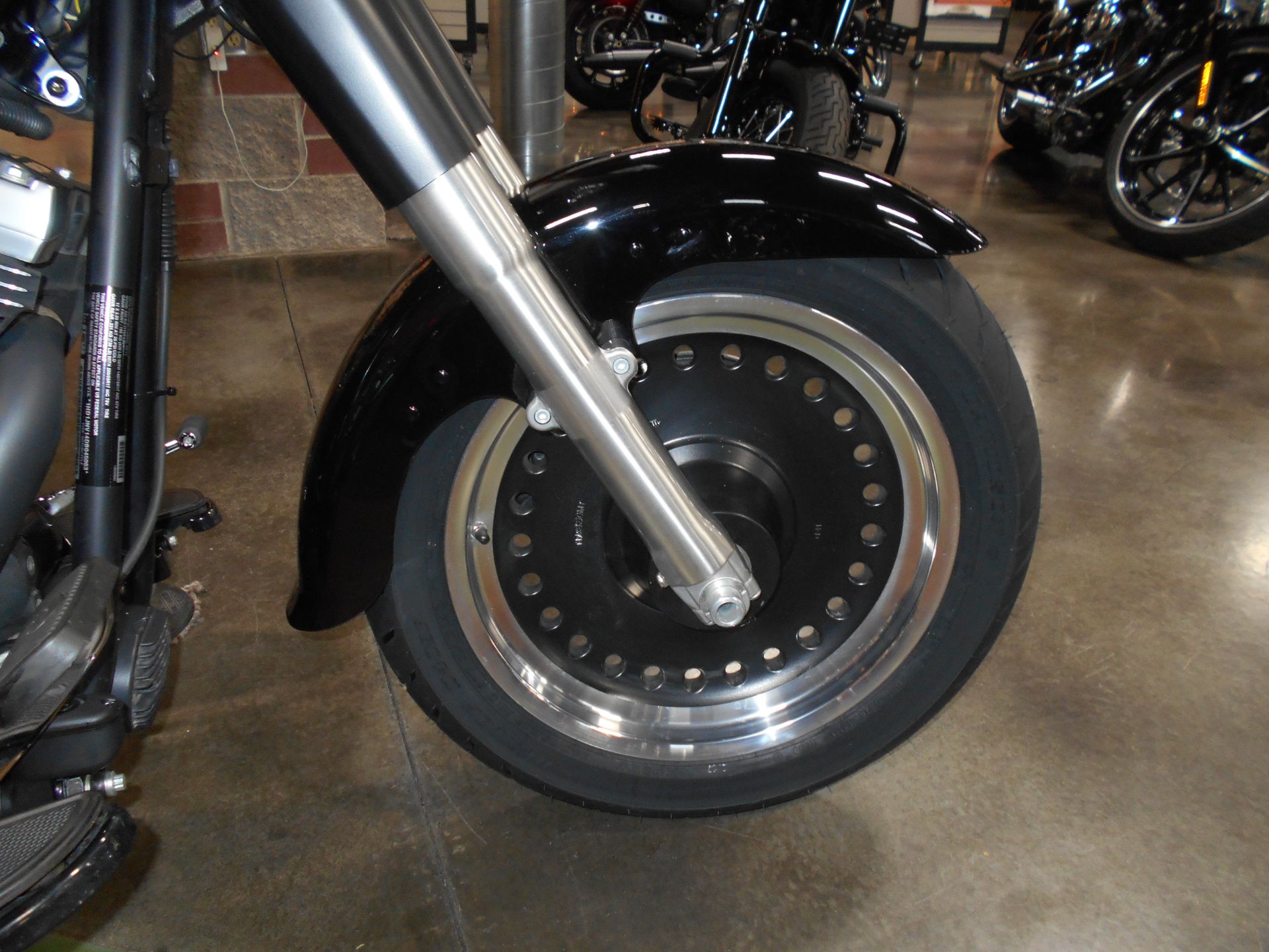 2013 Harley-Davidson Softail® Fat Boy® Lo in Mauston, Wisconsin - Photo 2