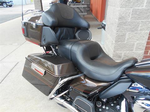 2013 Harley-Davidson Electra Glide® Ultra Limited 110th Anniversary Edition in Mauston, Wisconsin - Photo 6