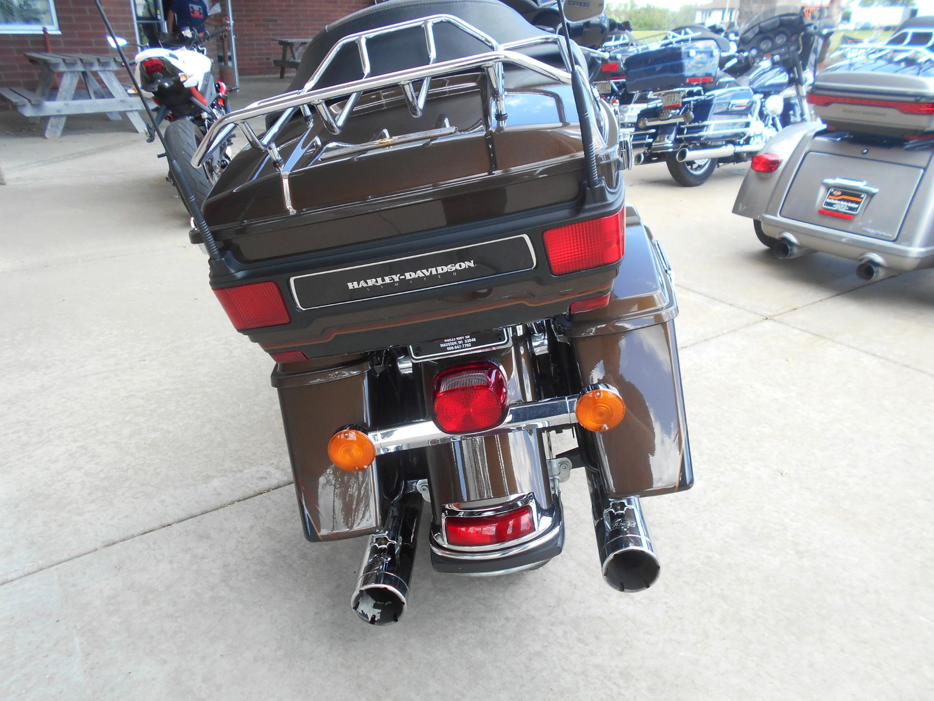 2013 Harley-Davidson Electra Glide® Ultra Limited 110th Anniversary Edition in Mauston, Wisconsin - Photo 7