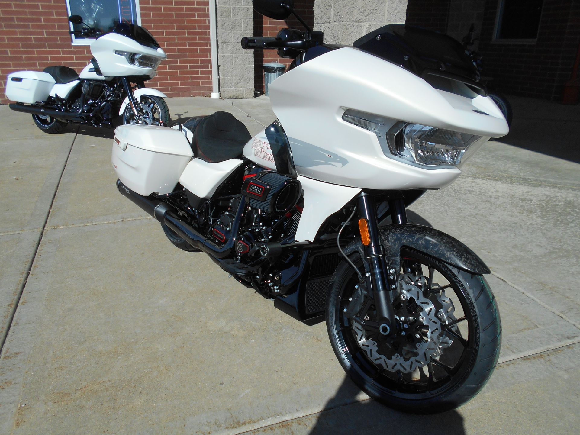 2024 Harley-Davidson CVO™ Road Glide® ST in Mauston, Wisconsin - Photo 4