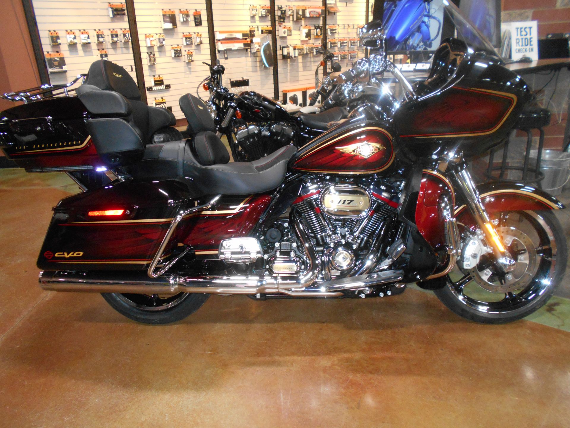 2023 Harley-Davidson CVO™ Road Glide® Limited Anniversary in Mauston, Wisconsin - Photo 1
