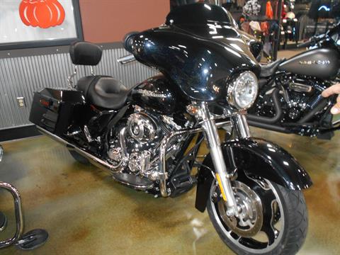 2013 Harley-Davidson Street Glide® in Mauston, Wisconsin - Photo 4