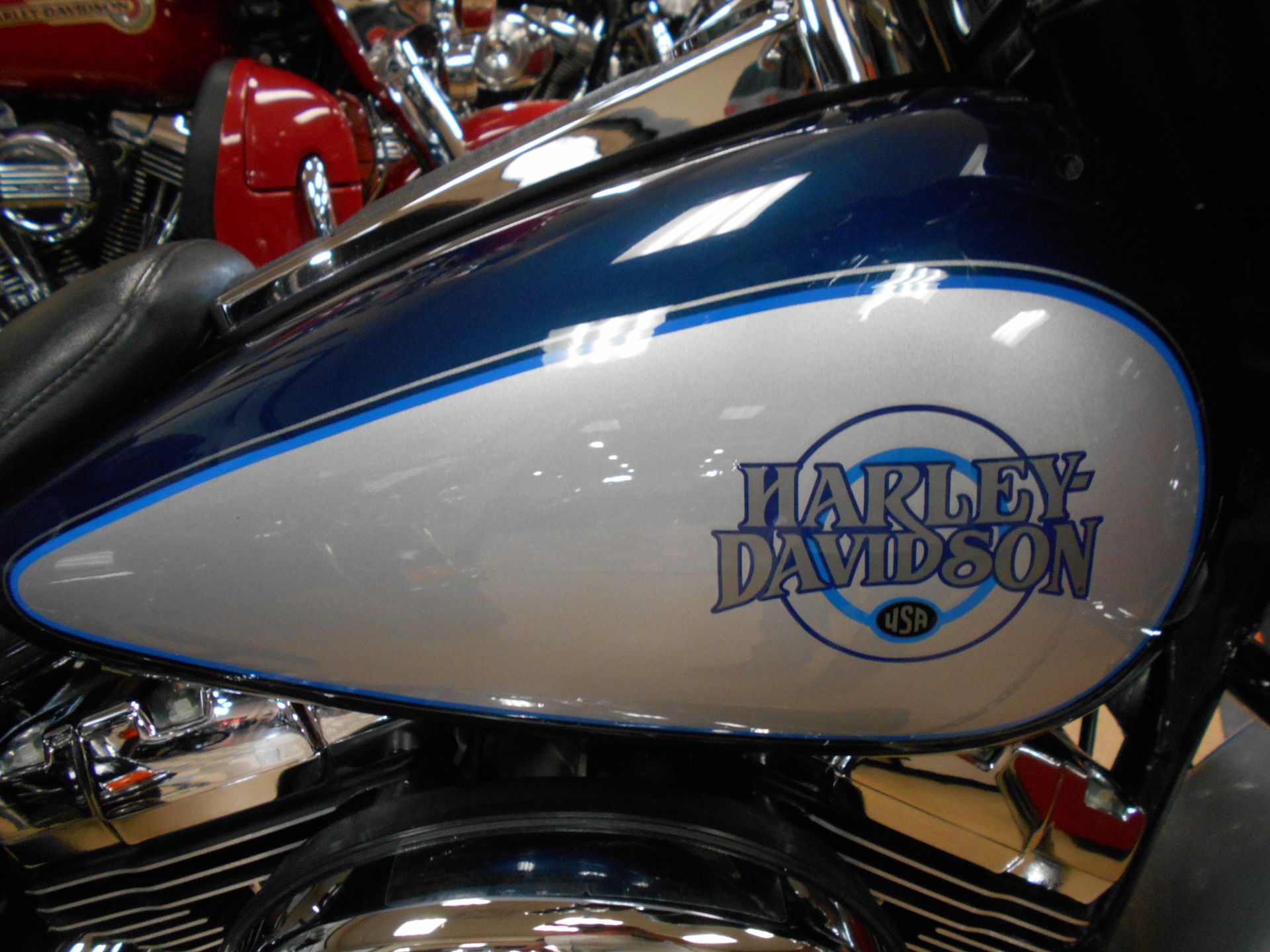 2000 Harley-Davidson FLHTC/FLHTCI Electra Glide® Classic in Mauston, Wisconsin - Photo 2