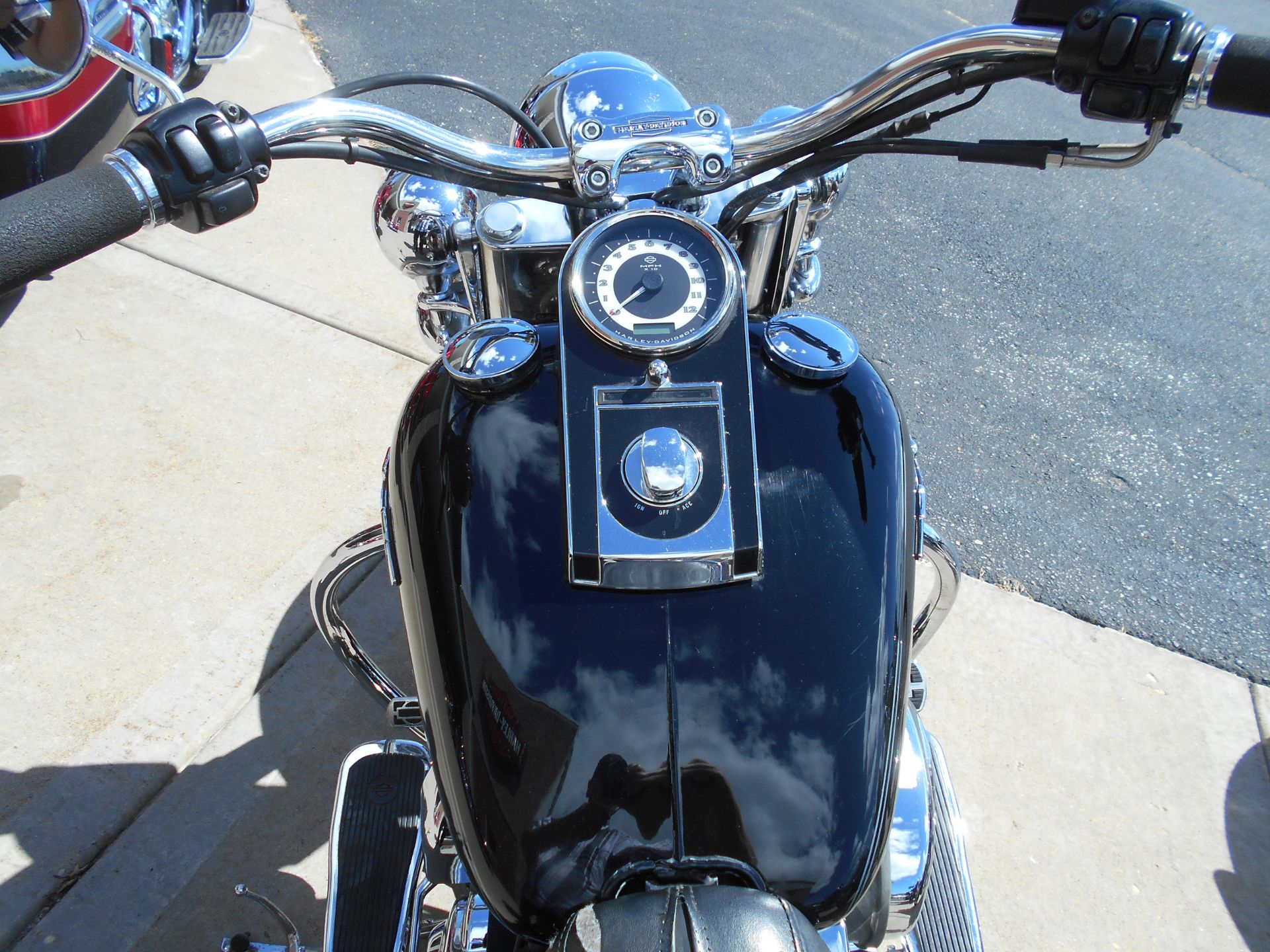 2005 Harley-Davidson FLSTN/FLSTNI Softail® Deluxe in Mauston, Wisconsin - Photo 8