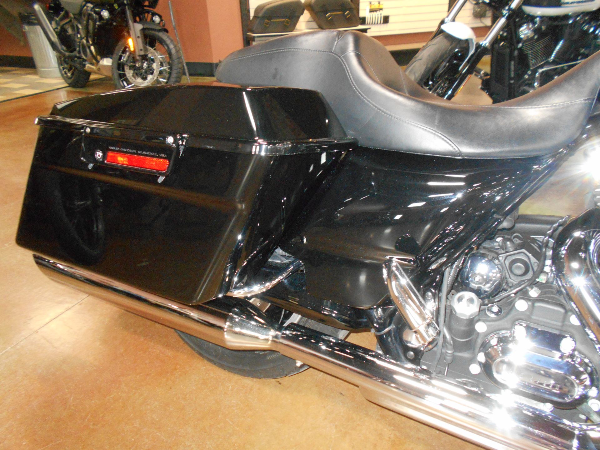 2009 Harley-Davidson Street Glide® in Mauston, Wisconsin - Photo 6