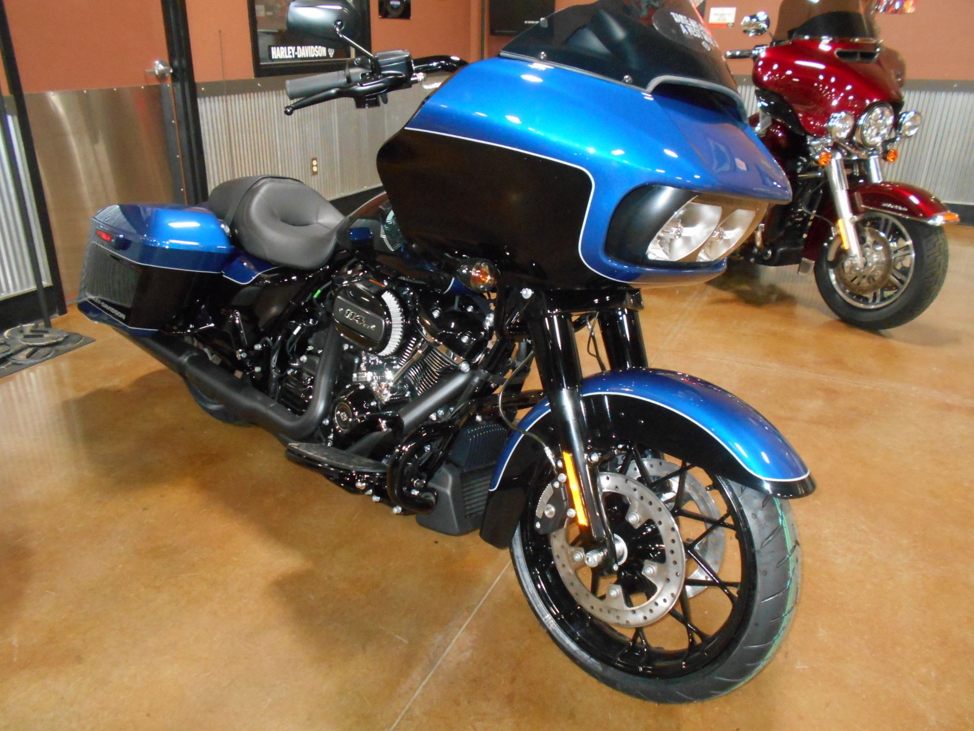 2022 Harley-Davidson Road Glide® Special in Mauston, Wisconsin - Photo 4