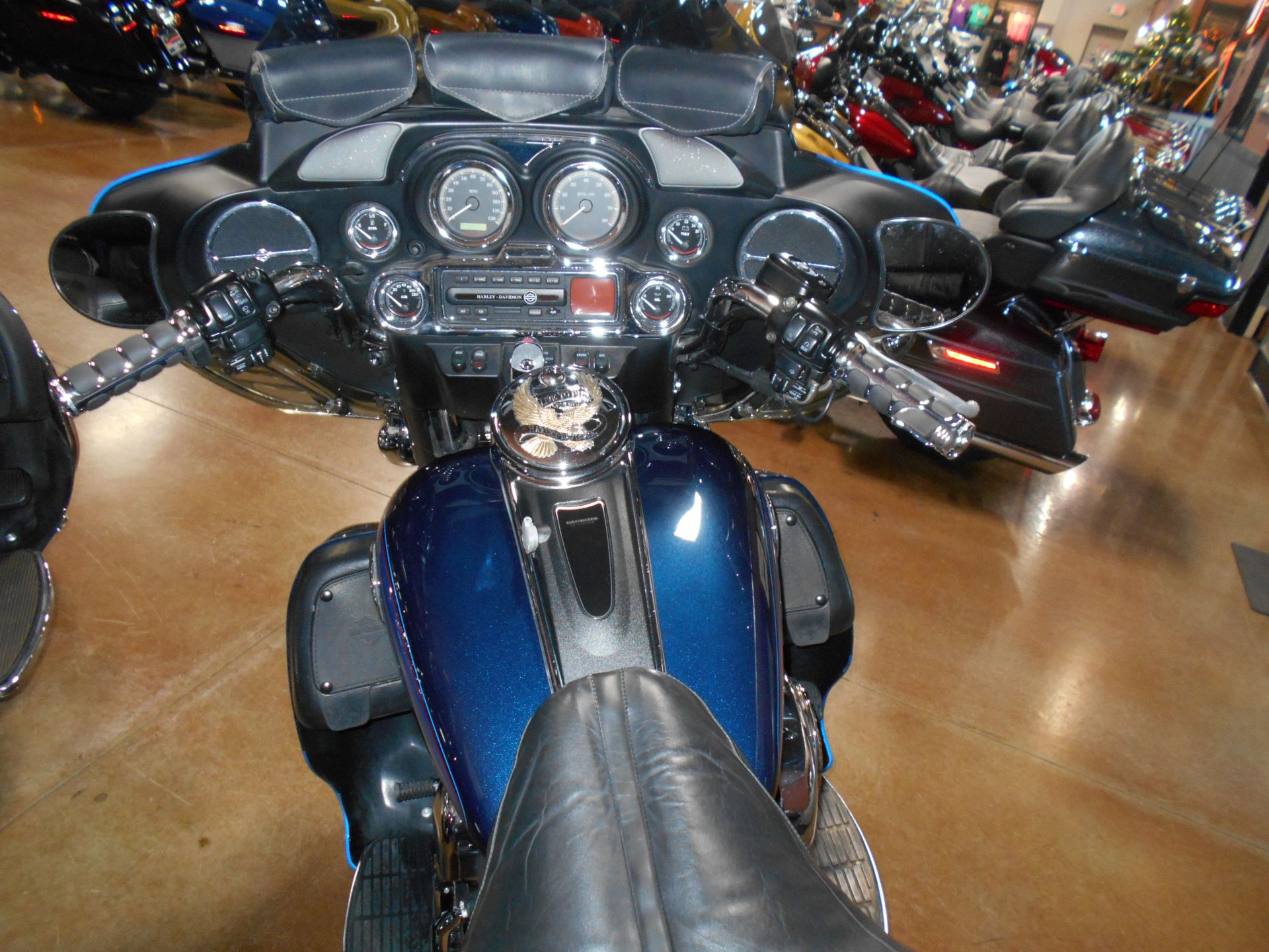 2004 Harley-Davidson FLHTCUI Ultra Classic® Electra Glide® in Mauston, Wisconsin - Photo 9