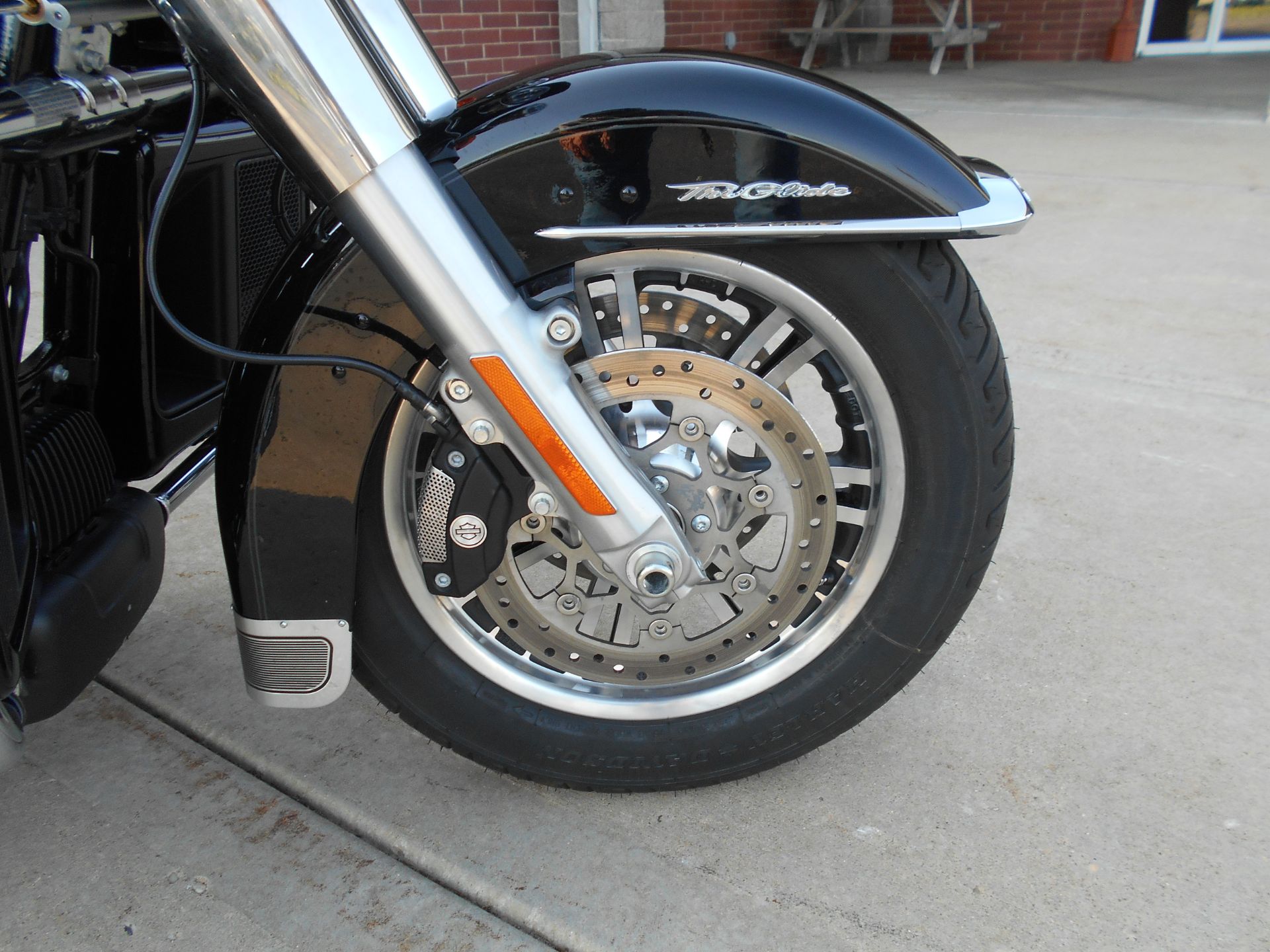 2020 Harley-Davidson Tri Glide® Ultra in Mauston, Wisconsin - Photo 3