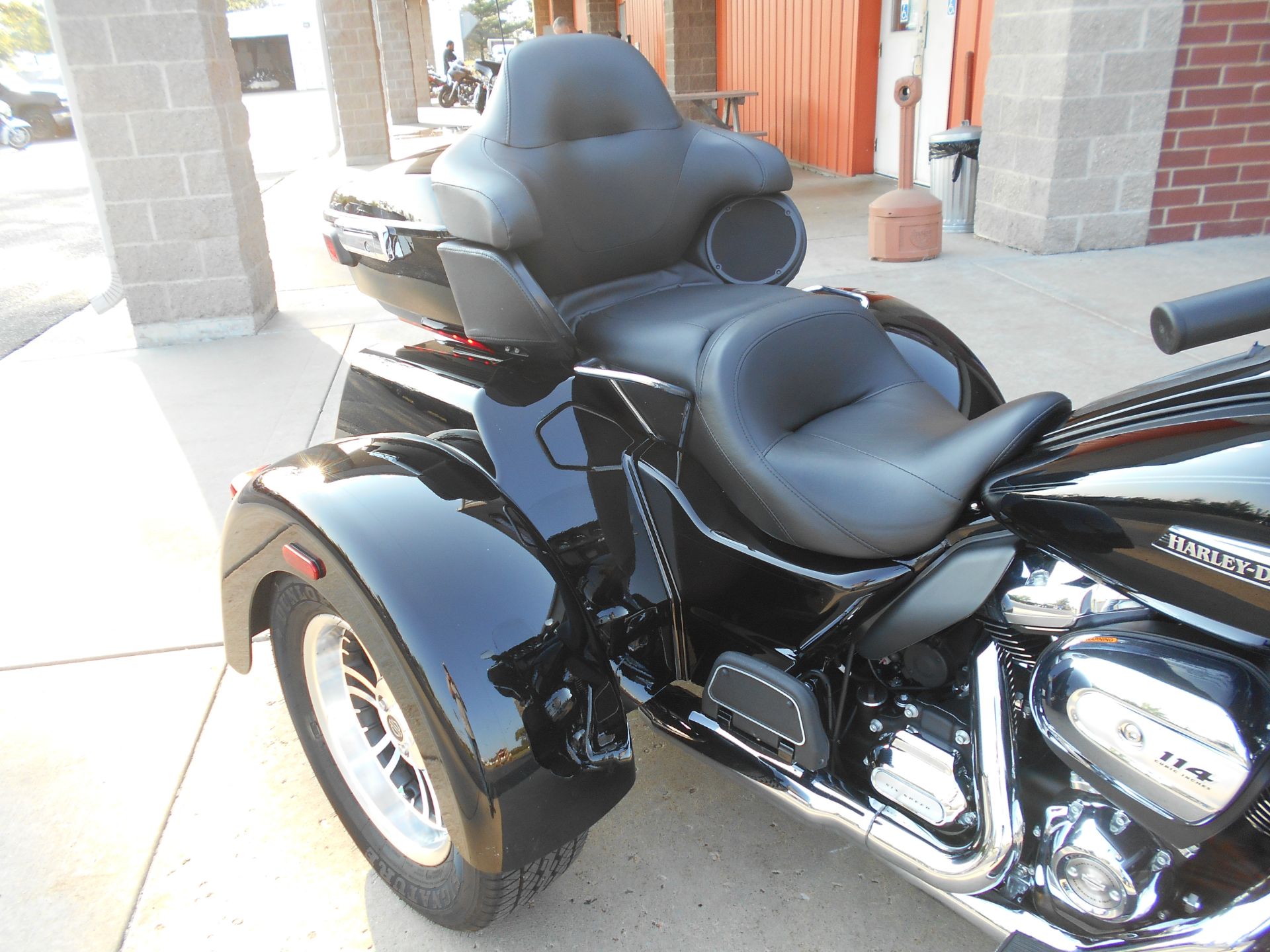 2020 Harley-Davidson Tri Glide® Ultra in Mauston, Wisconsin - Photo 6